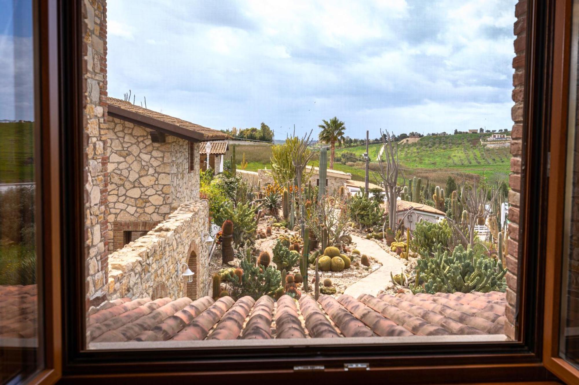 Garden Cactus Guest House Villaggio Mose  Luaran gambar